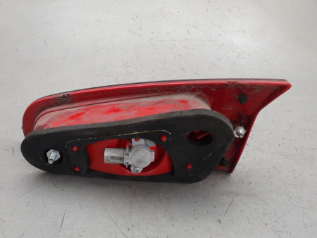 FEU ARRIERE INTERIEUR GAUCHE ALFA ROMEO 147