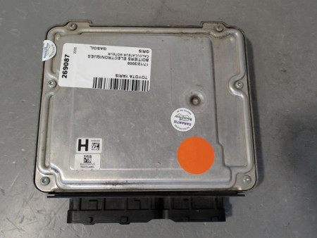 CALCULATEUR MOTEUR TOYOTA YARIS