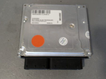 CALCULATEUR MOTEUR MERCEDES CLASSE E