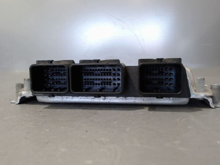 CALCULATEUR MOTEUR CITROEN XSARA