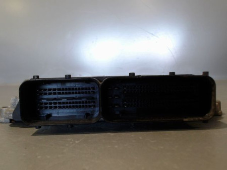 CALCULATEUR MOTEUR OPEL ZAFIRA