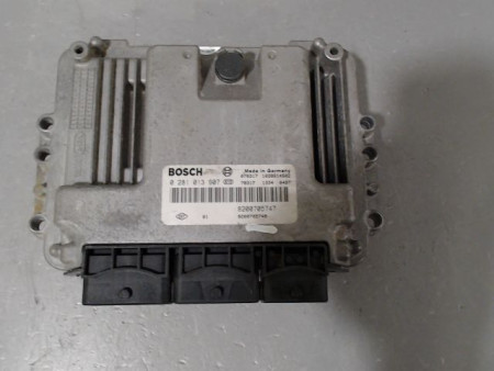 CALCULATEUR MOTEUR RENAULT MEGANE