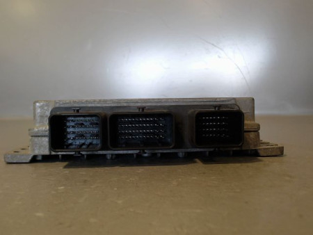 CALCULATEUR MOTEUR PEUGEOT 307