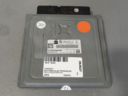 CALCULATEUR MOTEUR SEAT IBIZA