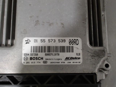 CALCULATEUR MOTEUR OPEL INSIGNIA
