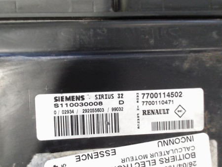 CALCULATEUR MOTEUR RENAULT MEGANE