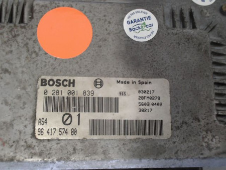 CALCULATEUR MOTEUR CITROEN SAXO