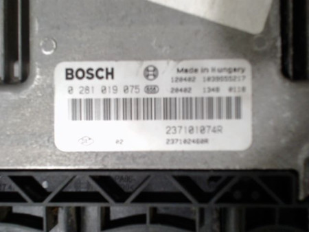 CALCULATEUR MOTEUR RENAULT MEGANE
