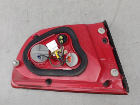 FEU ARRIERE INTERIEUR DROIT KIA RIO