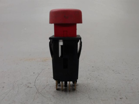 BOUTON DE WARNING PEUGEOT 106