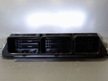 CALCULATEUR MOTEUR RENAULT MEGANE