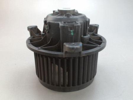 MOTEUR VENTILATEUR CHAUFFAGE FORD ECOSPORT