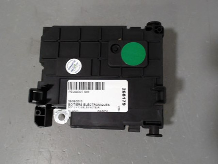 BOITE A FUSIBLES PEUGEOT 508
