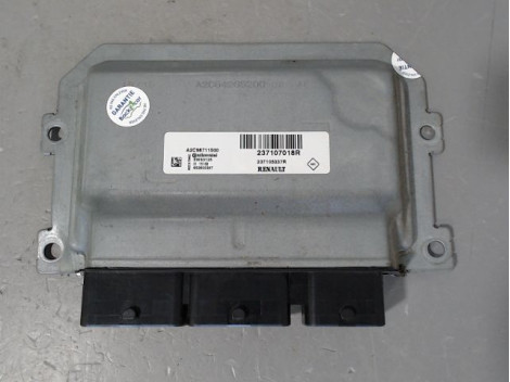 CALCULATEUR MOTEUR RENAULT CLIO