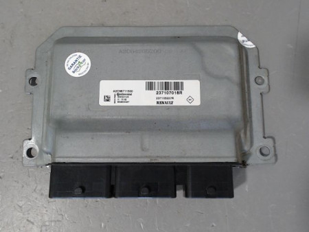 CALCULATEUR MOTEUR RENAULT CLIO