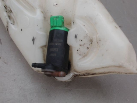 RESERVOIR LAVE-GLACE AVANT PEUGEOT 206