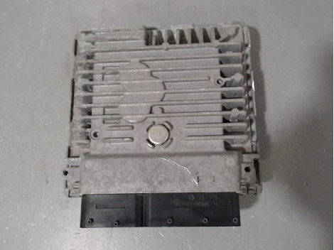 CALCULATEUR MOTEUR VOLKSWAGEN GOLF