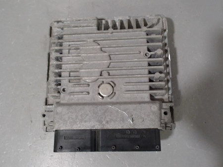 CALCULATEUR MOTEUR VOLKSWAGEN GOLF