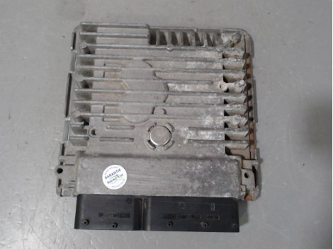CALCULATEUR MOTEUR VOLKSWAGEN PASSAT