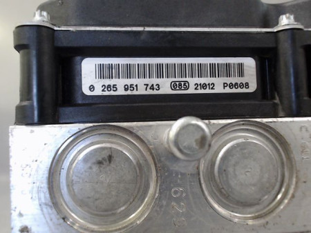UNITE HYDRAULIQUE ABS NISSAN QASHQAI