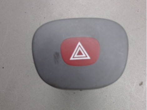 BOUTON DE WARNING RENAULT CLIO