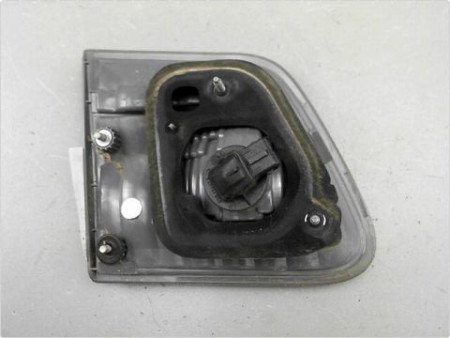 FEU ARRIERE INTERIEUR DROIT TOYOTA AVENSIS III 09-12