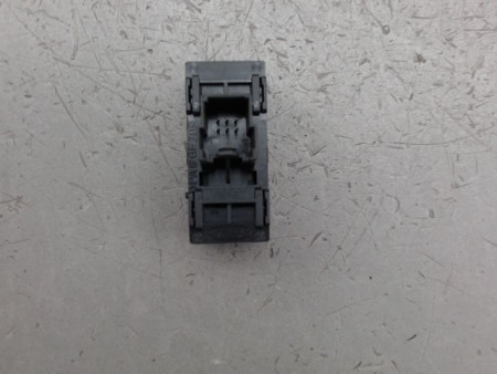 BOUTON DE WARNING FORD KUGA