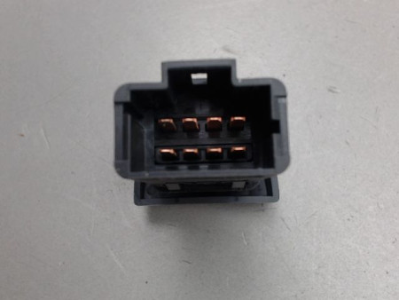 BOUTON DE WARNING RENAULT MEGANE