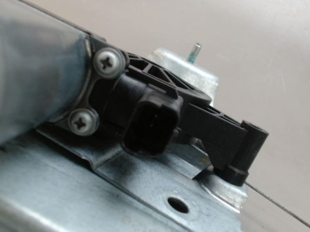 MECANISME LEVE-GLACE ARRIERE GAUCHE DACIA DUSTER