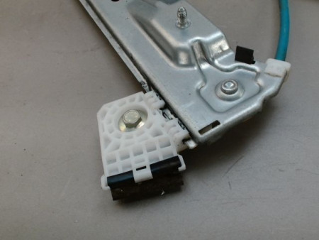 MECANISME LEVE-GLACE AVANT GAUCHE CITROEN C3
