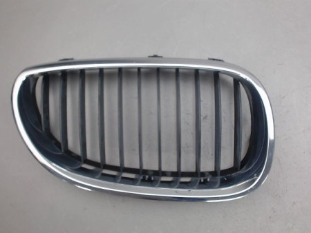 GRILLE CALANDRE DROIT B.M.W. SERIE 5