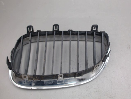 GRILLE CALANDRE DROIT B.M.W. SERIE 5