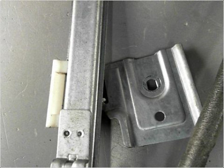 MECANISME LEVE-GLACE AVANT DROIT VOLKSWAGEN POLO IV PH2 05-09