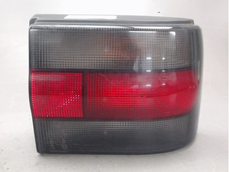 FEU ARRIERE DROIT RENAULT R19