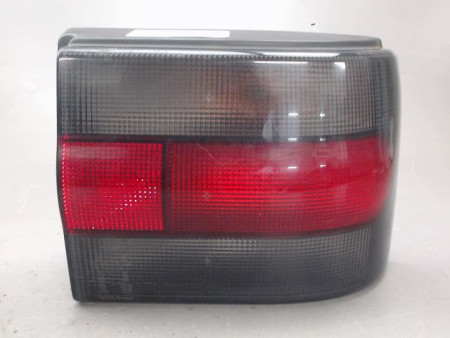 FEU ARRIERE DROIT RENAULT R19