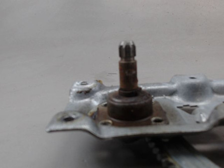 MECANISME LEVE-GLACE AVANT DROIT OPEL CORSA