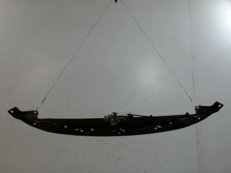 TRAVERSE SUPERIEURE ARMATURE AVANT PEUGEOT 206