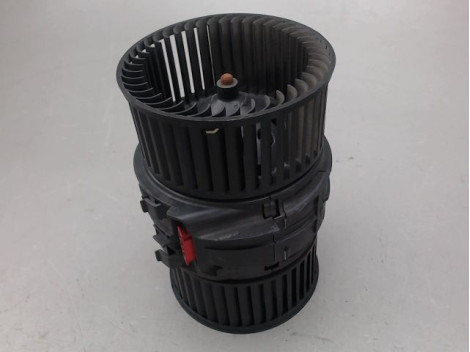 MOTEUR VENTILATEUR CHAUFFAGE RENAULT MEGANE