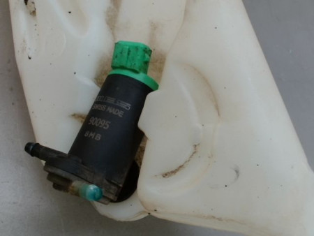 RESERVOIR LAVE-GLACE AVANT PEUGEOT 206