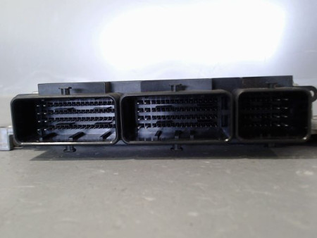 CALCULATEUR MOTEUR RENAULT MEGANE