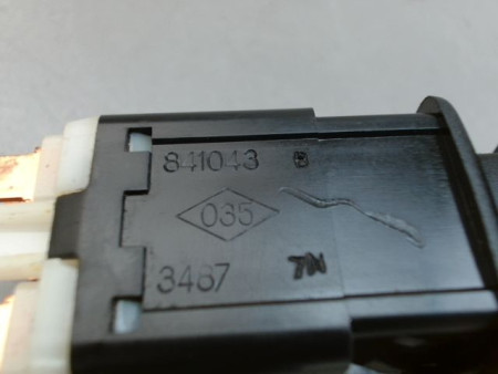 BOUTON DE WARNING RENAULT MEGANE