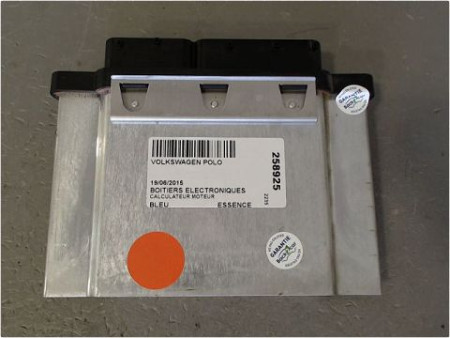 CALCULATEUR MOTEUR VOLKSWAGEN POLO