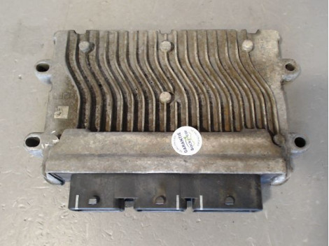 CALCULATEUR MOTEUR PEUGEOT 206