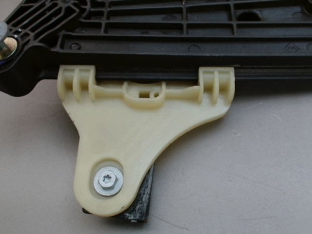 MECANISME LEVE-GLACE AVANT GAUCHE RENAULT CLIO