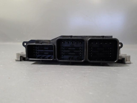 CALCULATEUR MOTEUR PEUGEOT 207