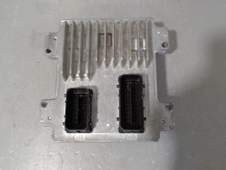 CALCULATEUR MOTEUR OPEL MERIVA