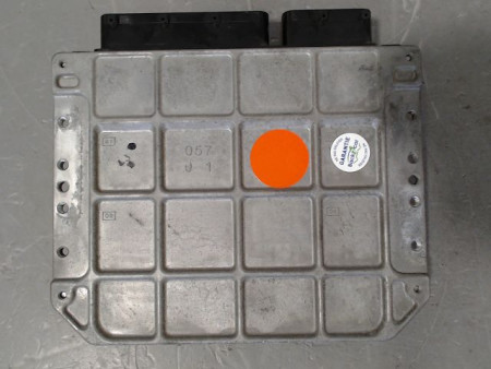 CALCULATEUR MOTEUR TOYOTA RAV4