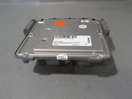 CALCULATEUR MOTEUR RENAULT VEL SATIS