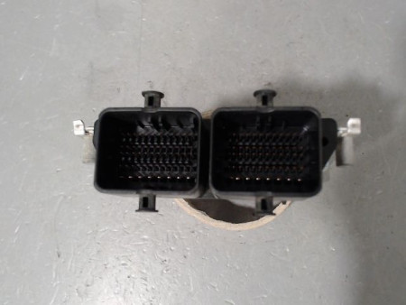 CALCULATEUR MOTEUR HYUNDAI I20