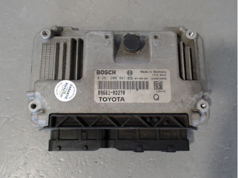 CALCULATEUR MOTEUR TOYOTA YARIS